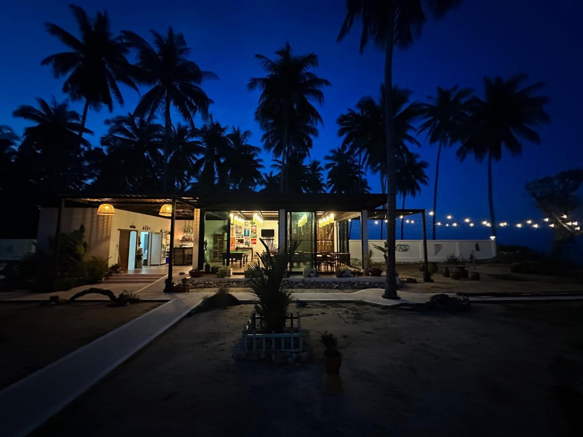 Chansi Beachresort Tha Sala Екстериор снимка